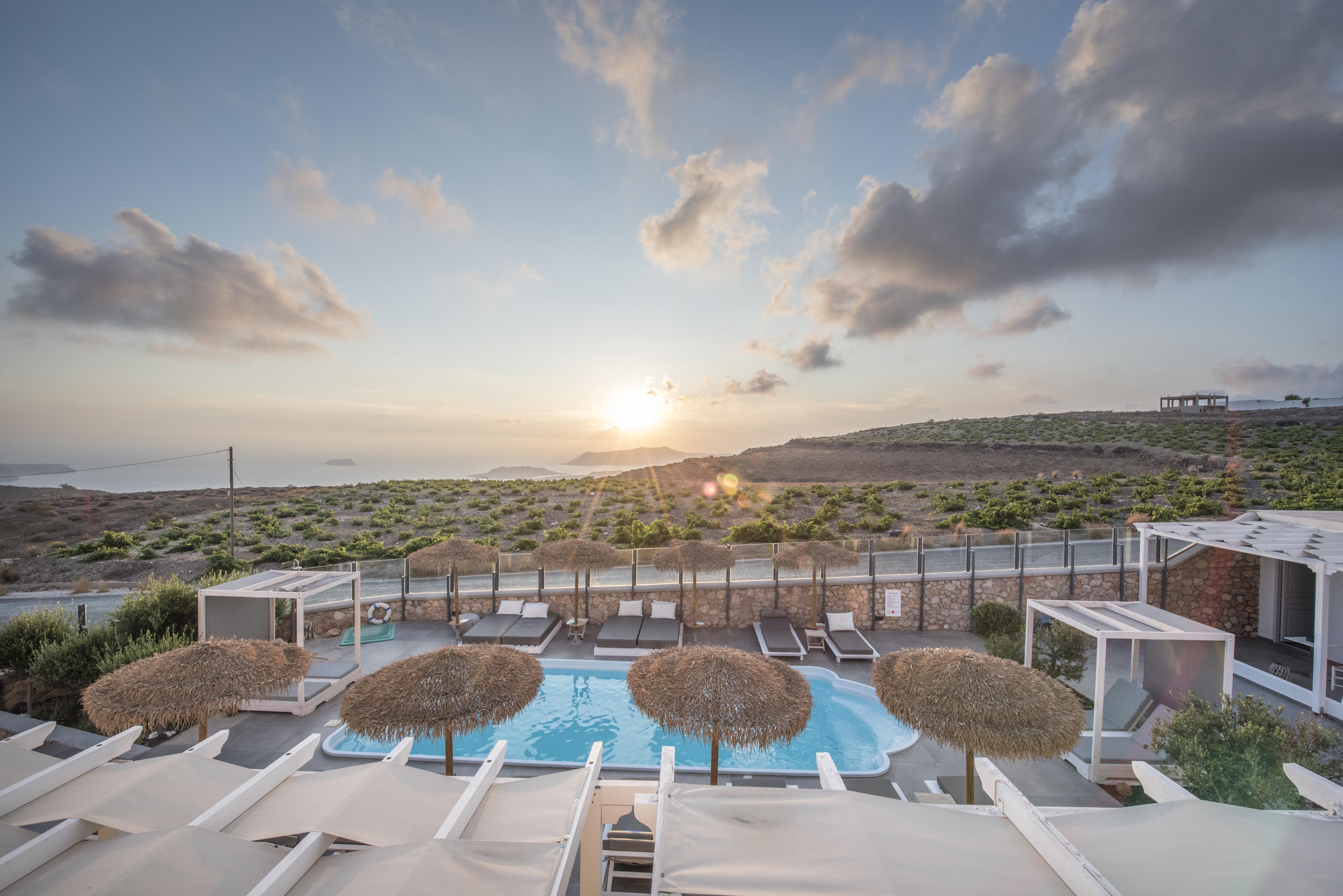 Hotel Impressive One Ormos Athinios Exterior foto