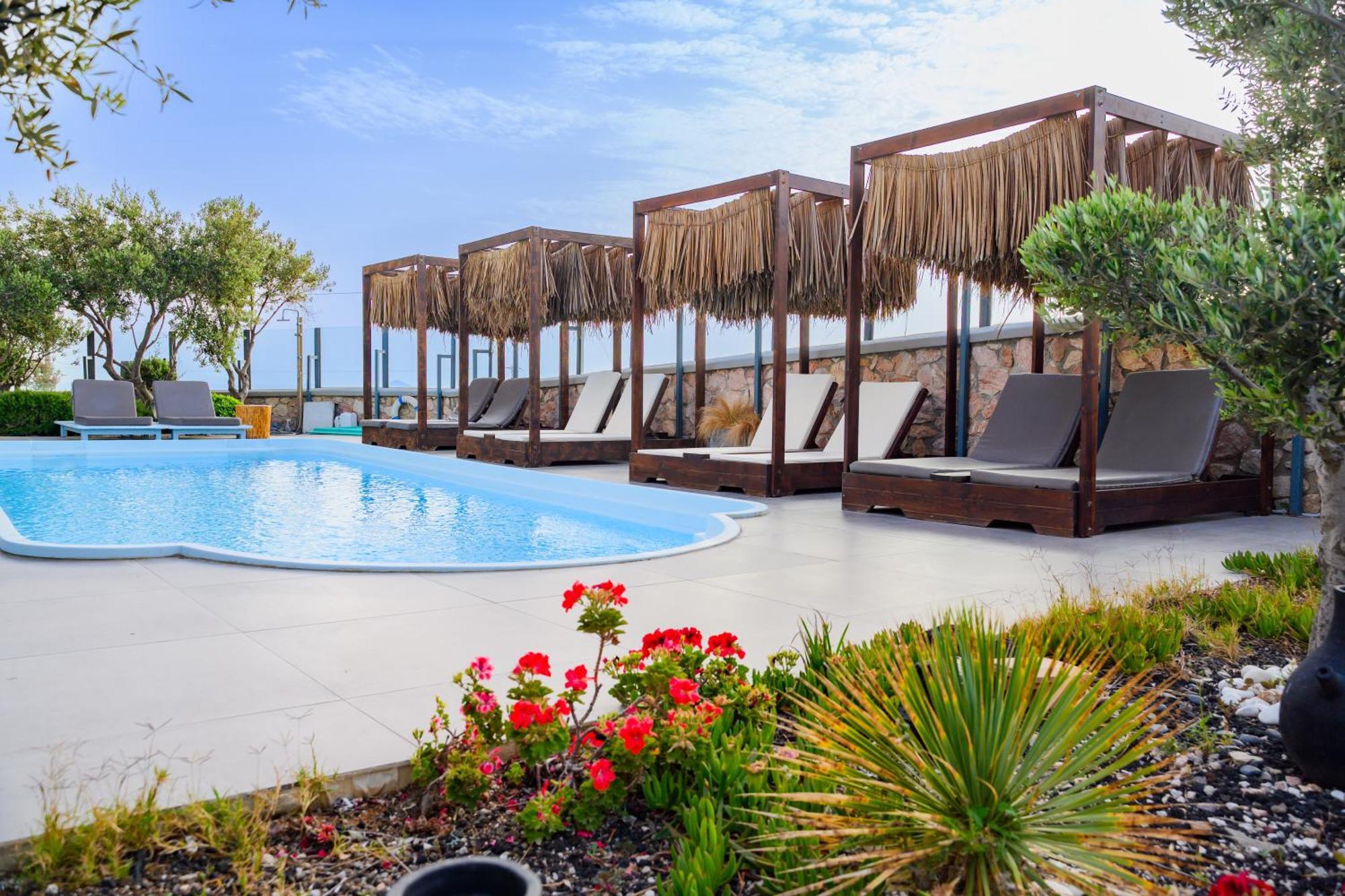 Hotel Impressive One Ormos Athinios Exterior foto