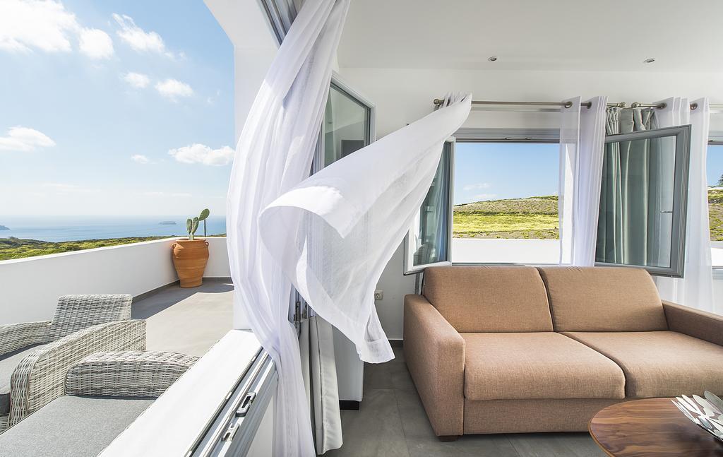 Hotel Impressive One Ormos Athinios Exterior foto