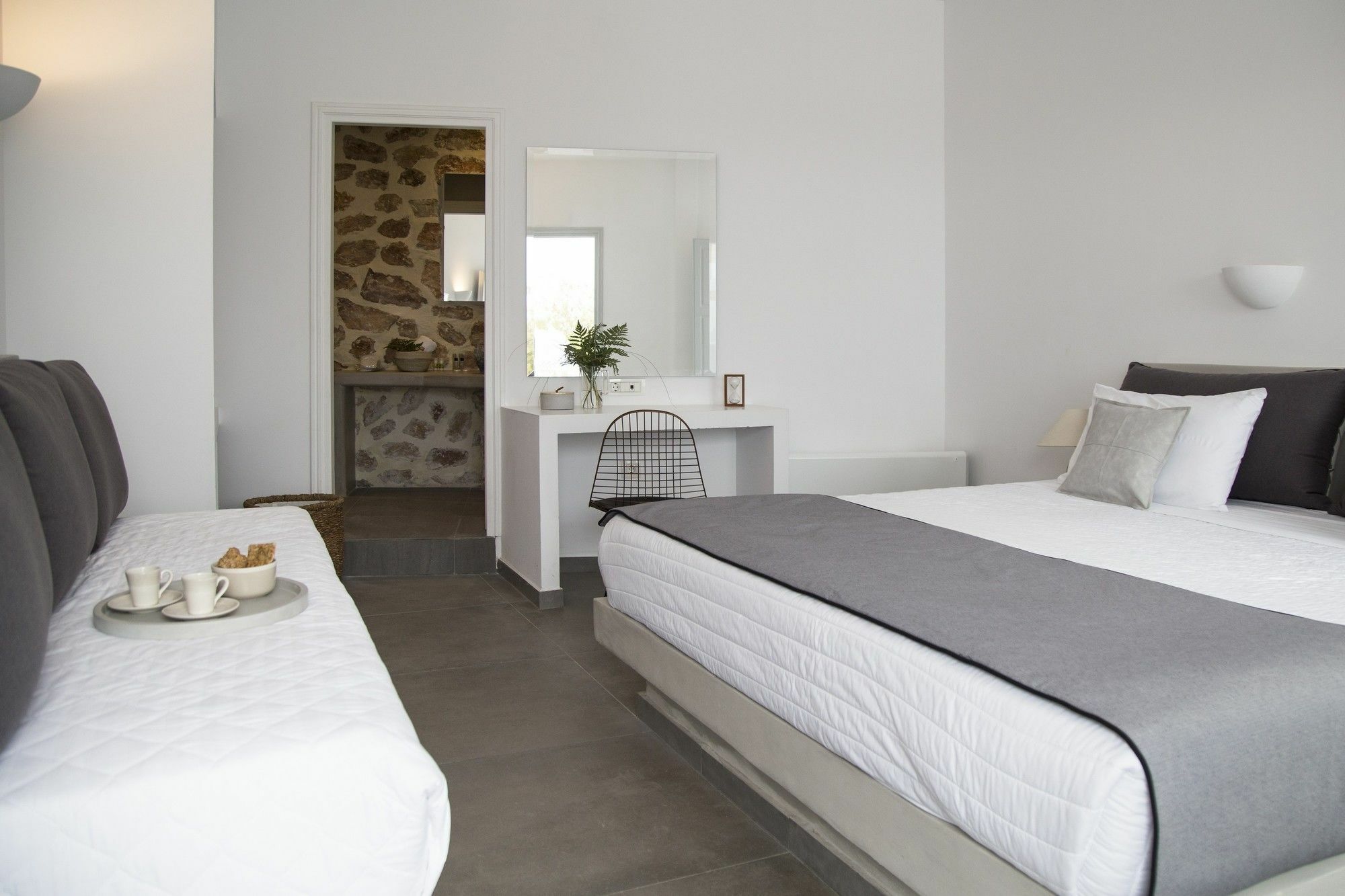 Hotel Impressive One Ormos Athinios Exterior foto